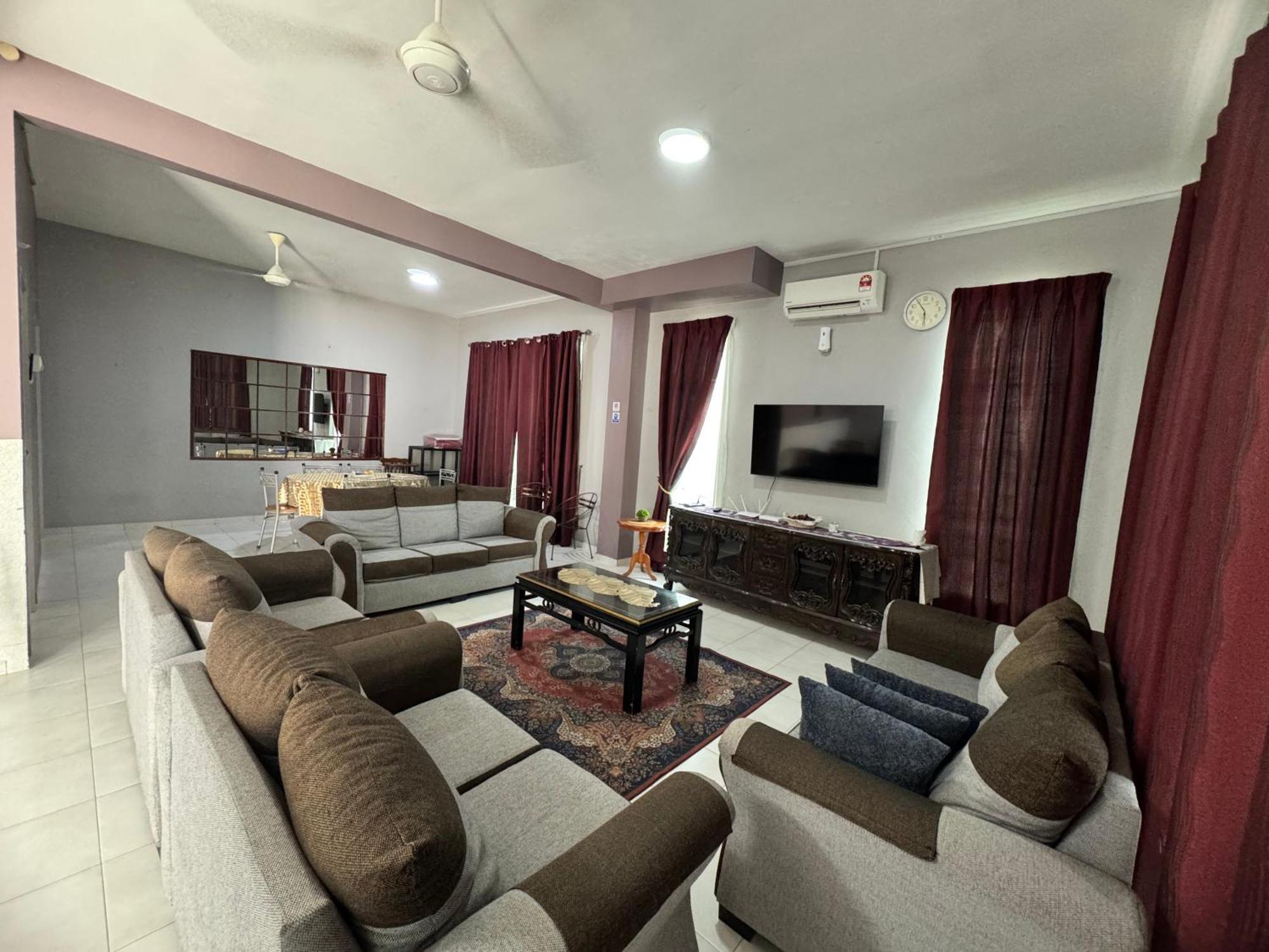 Homestay Melaka Executive Buitenkant foto
