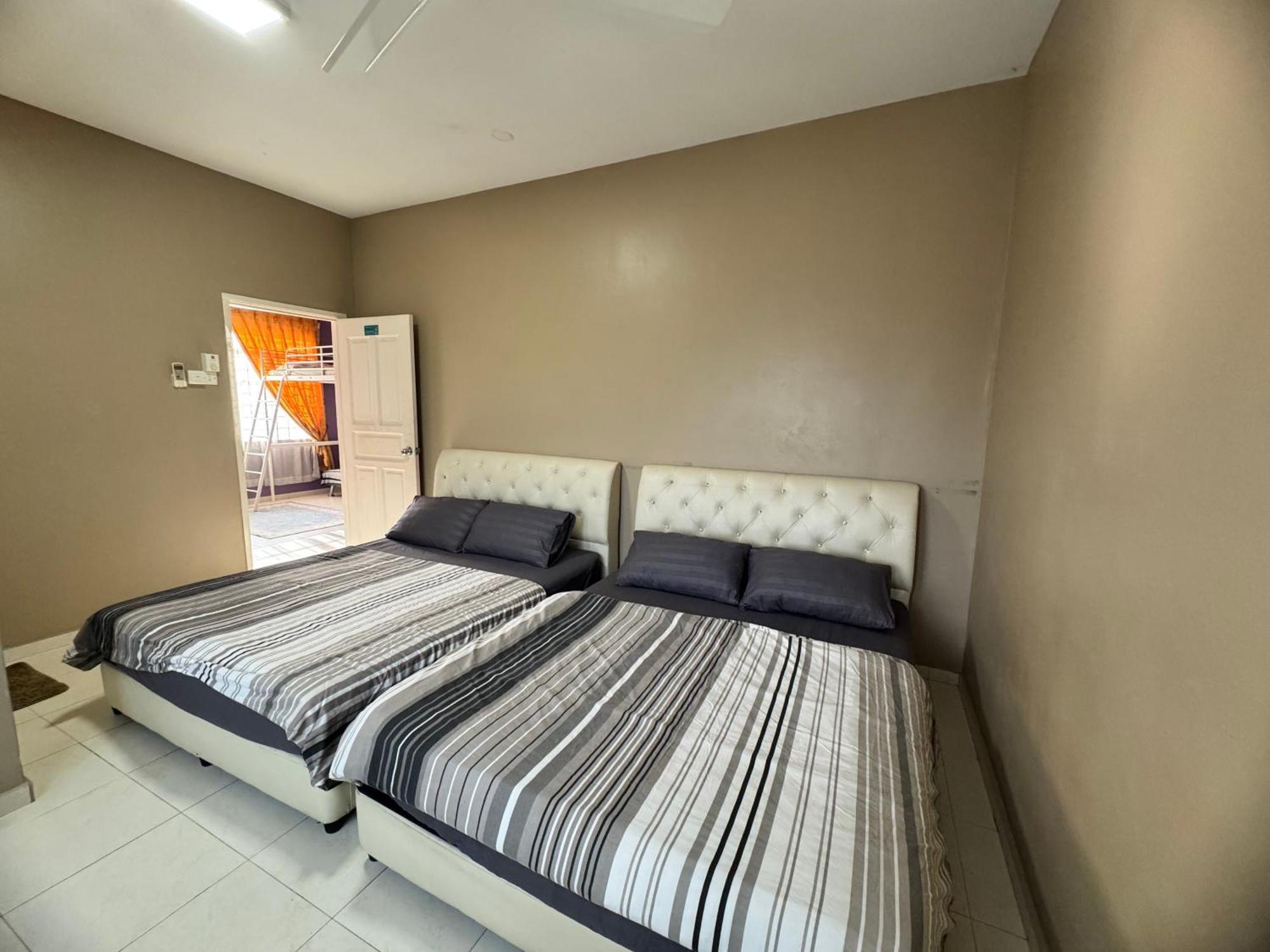 Homestay Melaka Executive Buitenkant foto