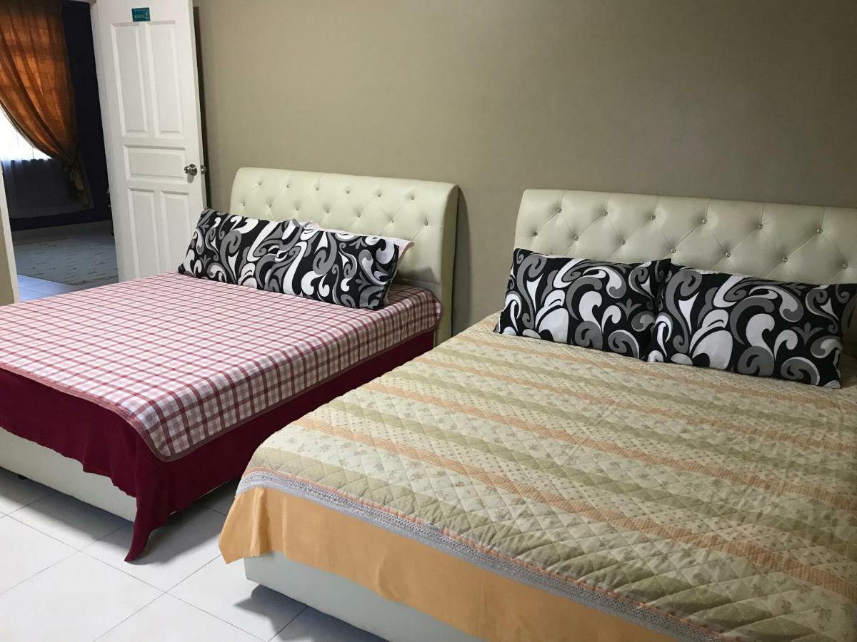 Homestay Melaka Executive Buitenkant foto